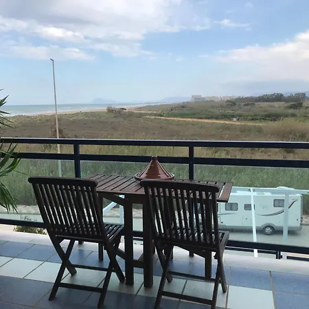 Atico 1ª Linea Con Salida A Playa Appartement Gandía