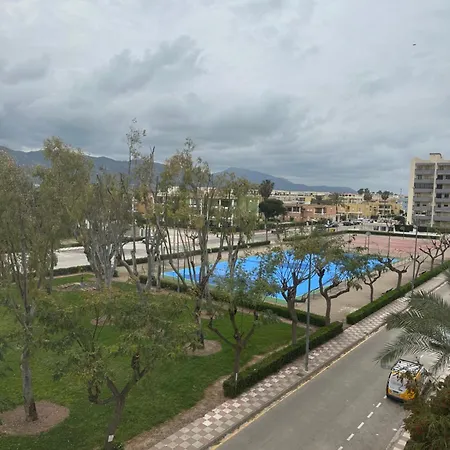 Atico 1ª Linea Con Salida A Playa Appartement Gandía